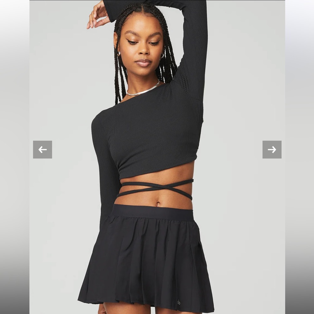 ALO Yoga Black Long Sleeve Crop Top